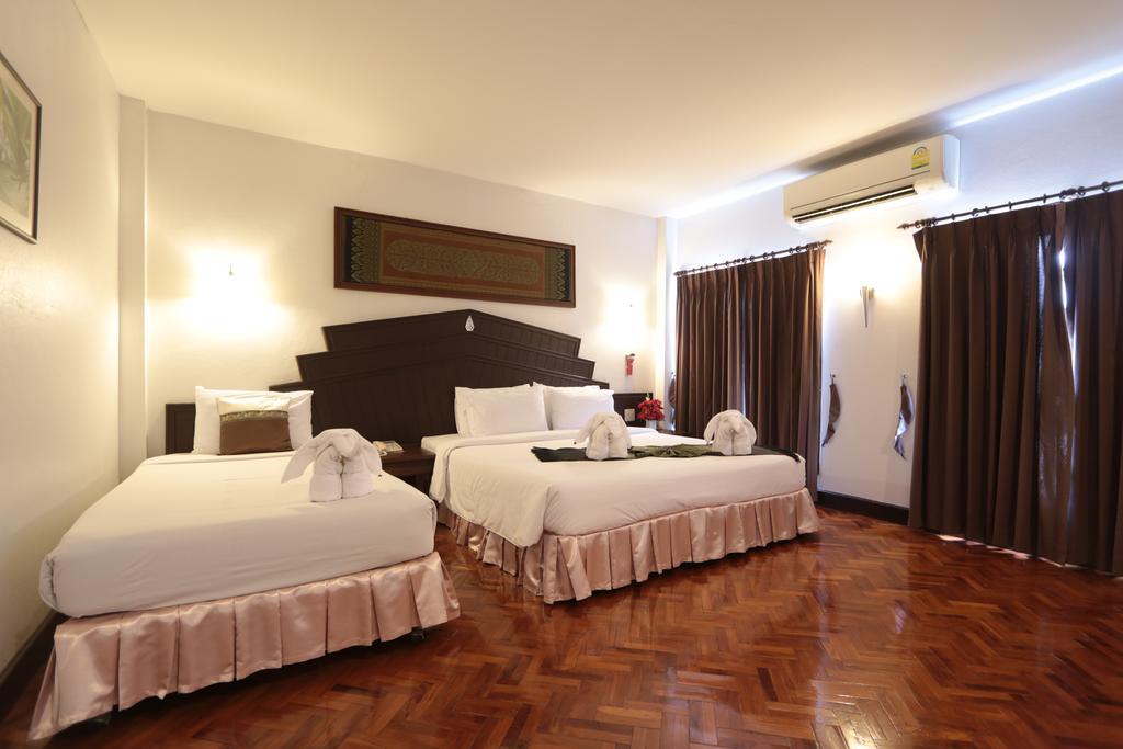 Baiyoke Chalet Hotel Mae Hong Son Exterior foto