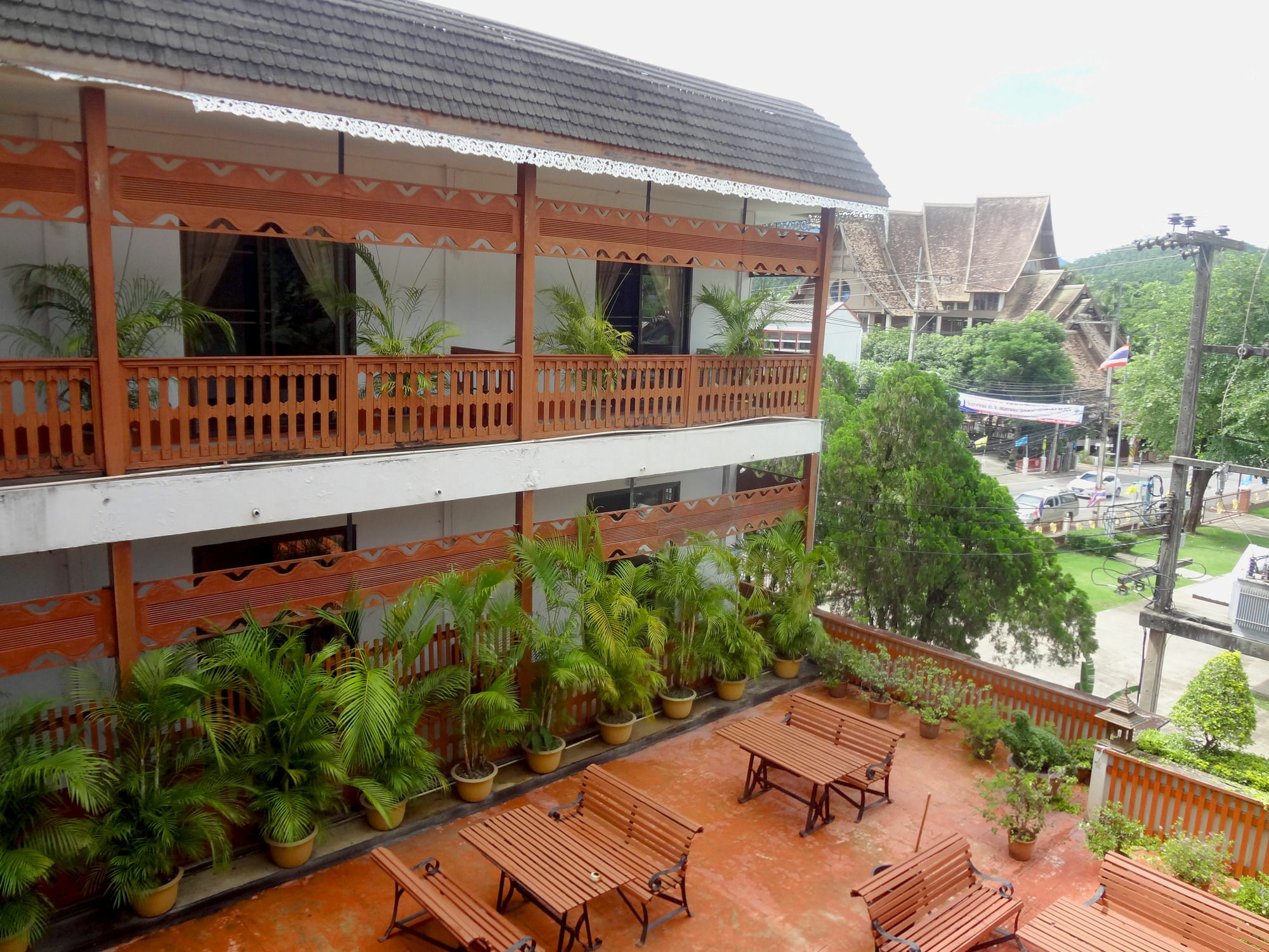 Baiyoke Chalet Hotel Mae Hong Son Exterior foto