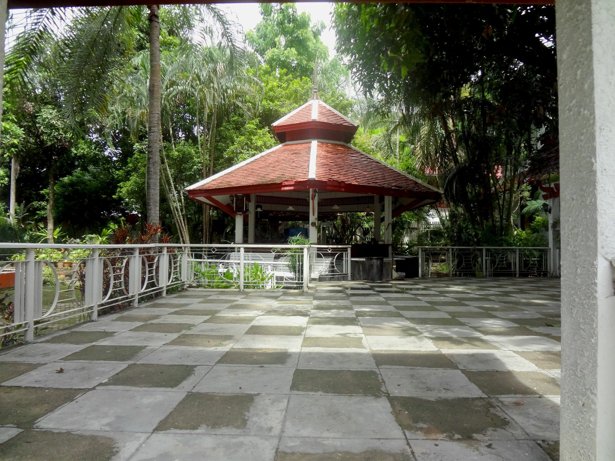 Baiyoke Chalet Hotel Mae Hong Son Exterior foto